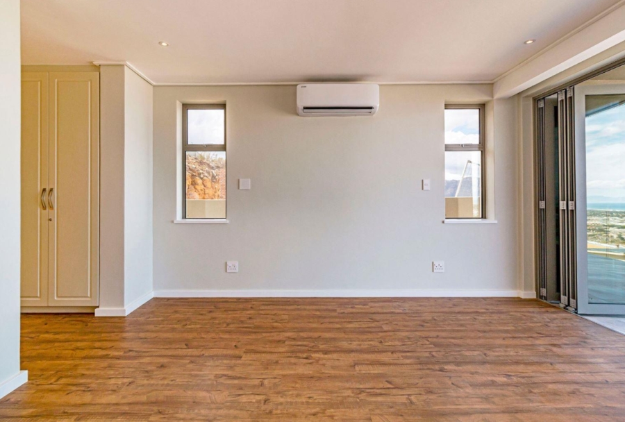 7 Bedroom Property for Sale in Fairhaven Country Estate Western Cape